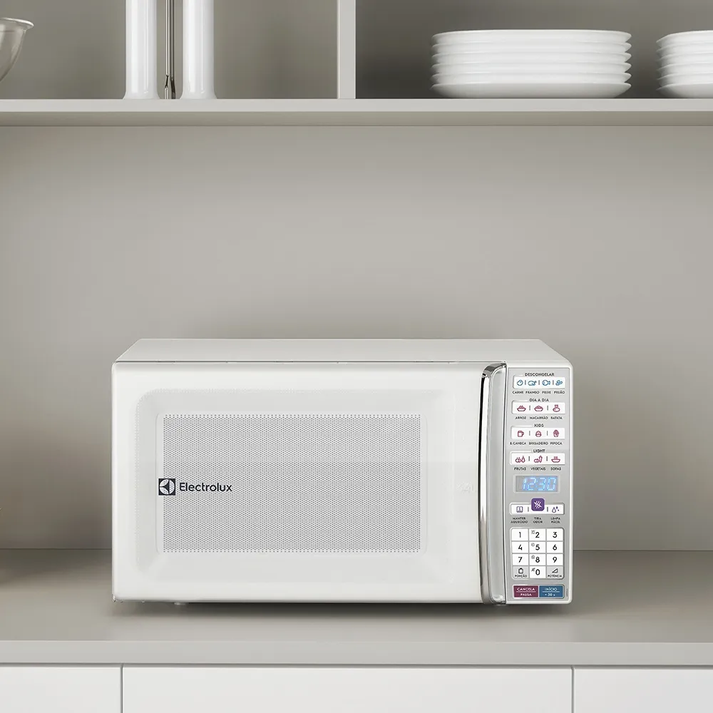 Micro-ondas Electrolux 34L Branco com Função Tira Odor e Manter Aquecido (MEO44)